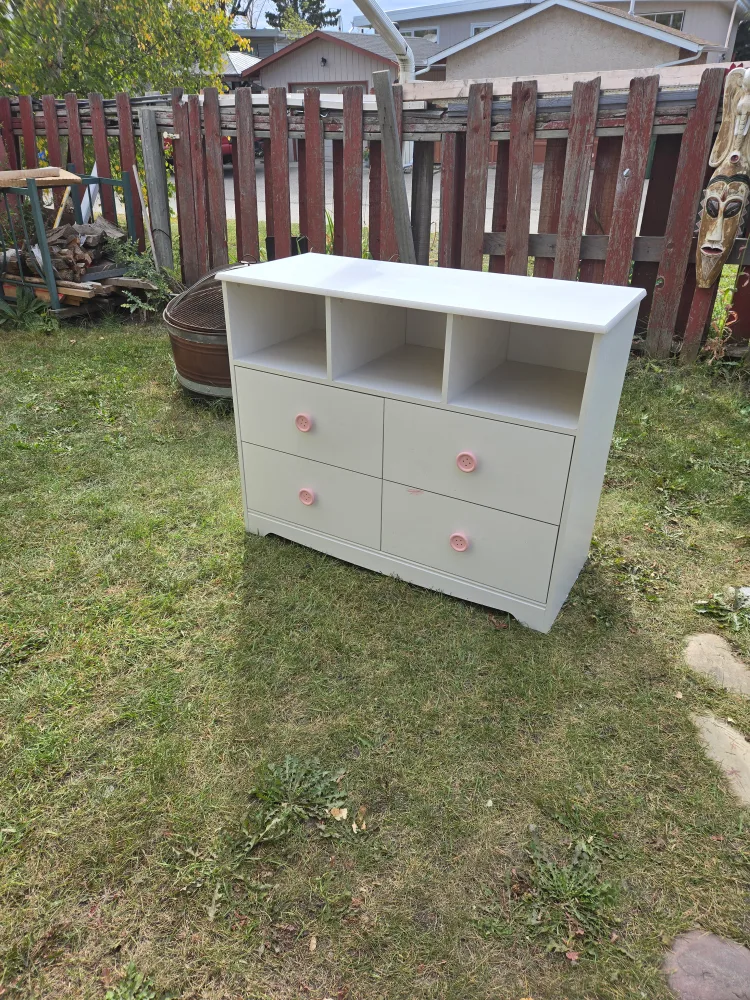 White Dresser with 4 Drawers & Shelves thumbnail
