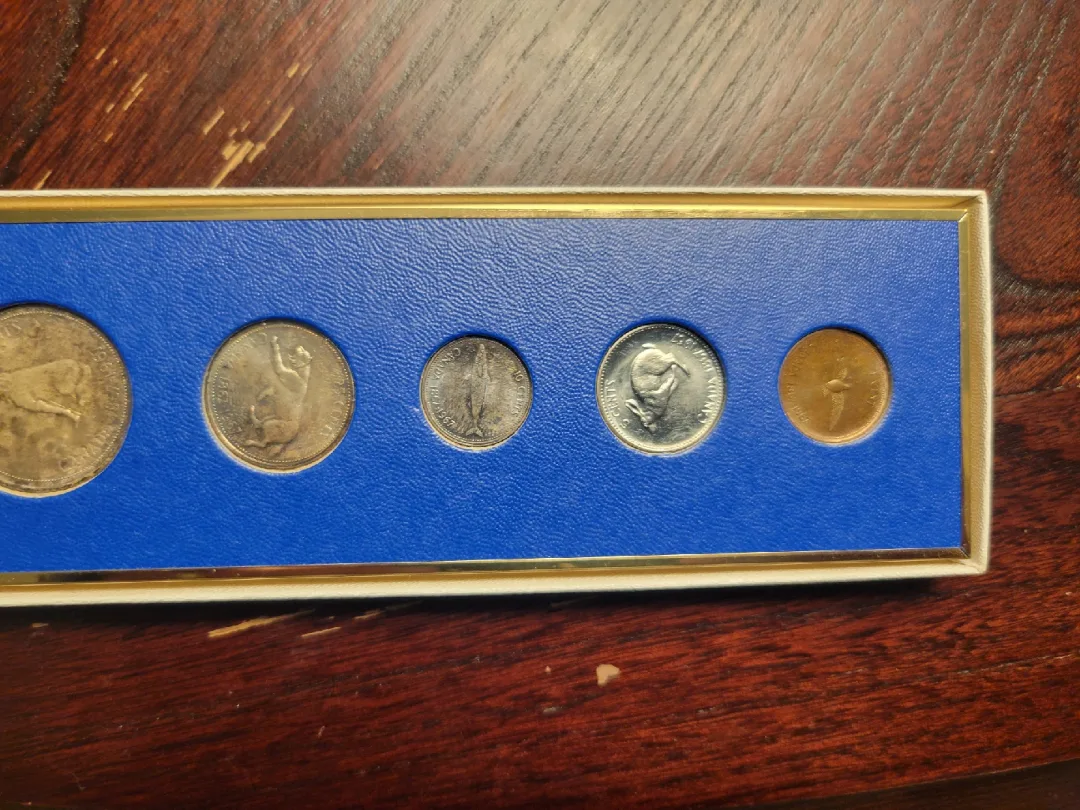 Canada 1967 Centennial Coin Set image indicator(3)