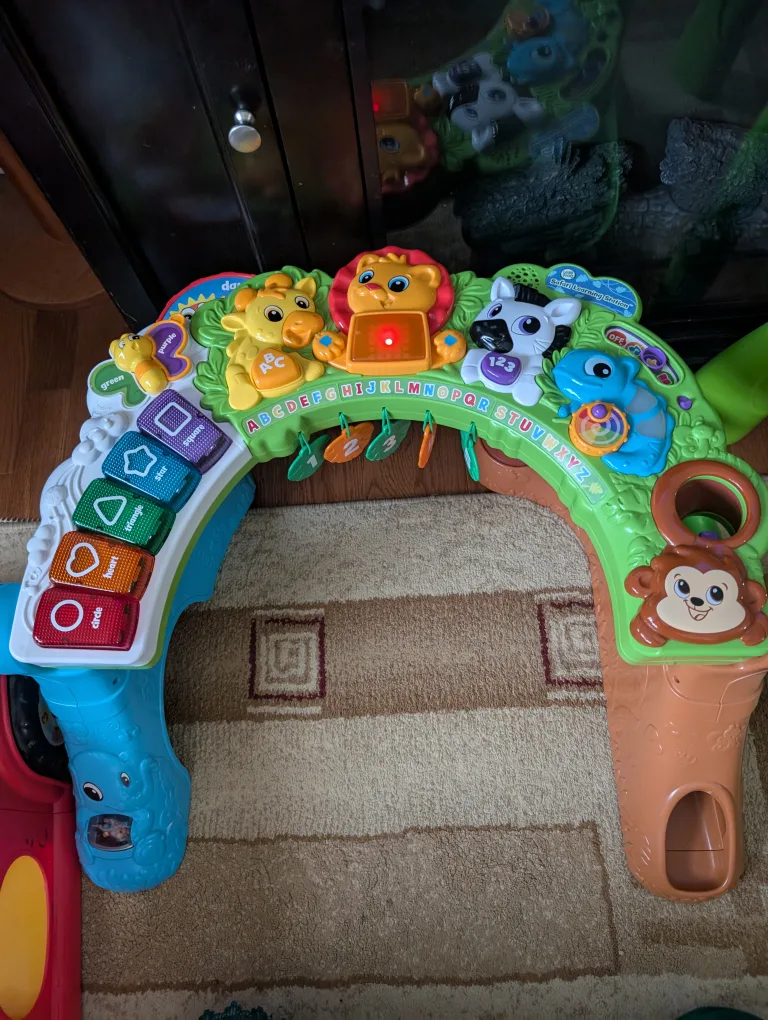 VTech Baby Lil' Critters Musical Learning Gym image indicator(2)