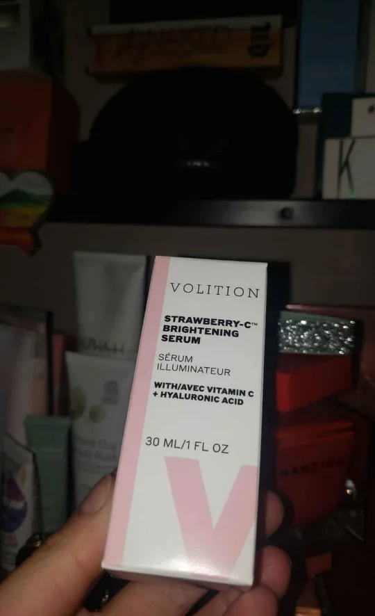 *Volitation Beauty* Strawberry-C Brightening Serum image indicator(2)