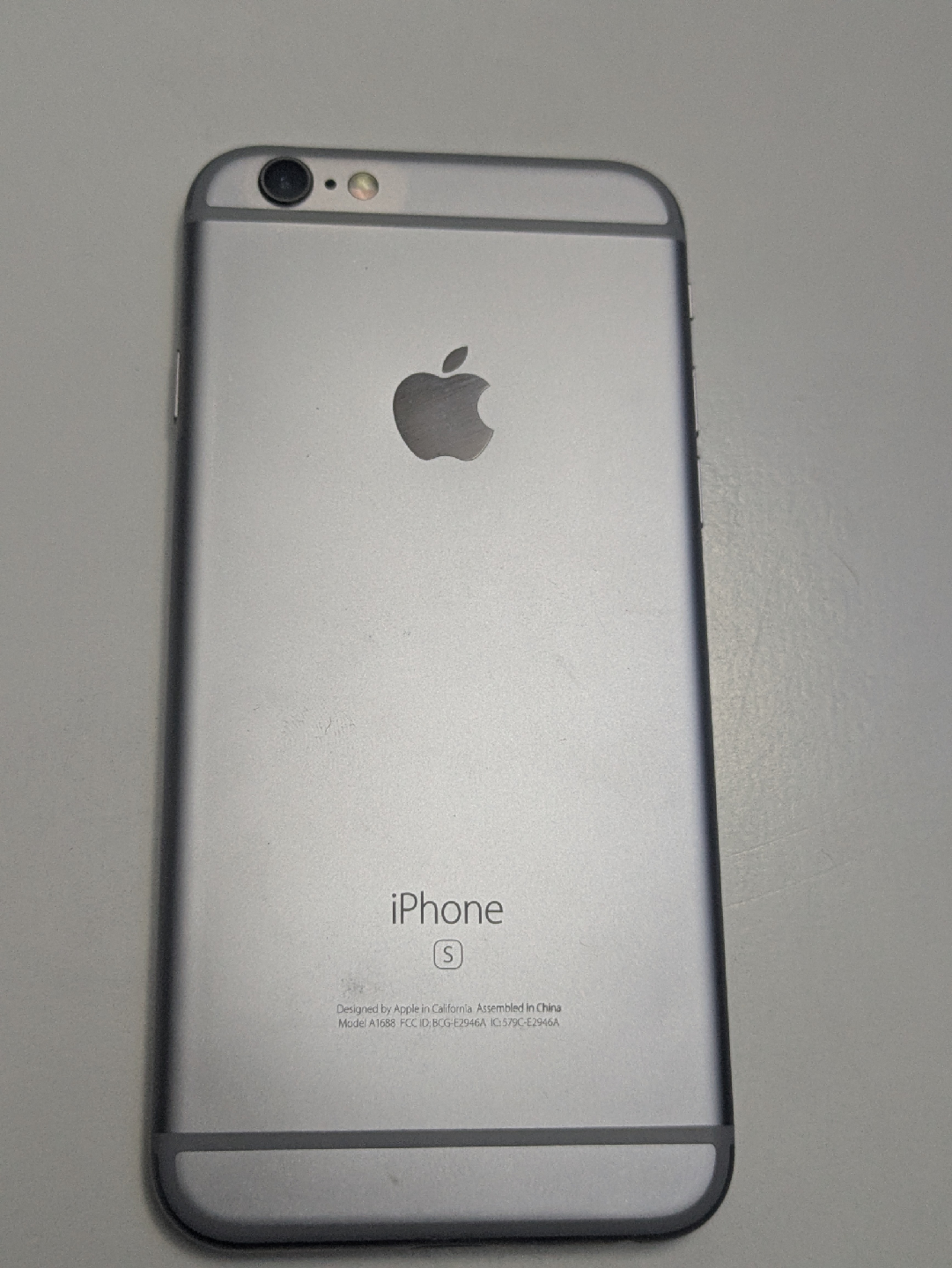 Apple iPhone 6s - Silver - photo 2