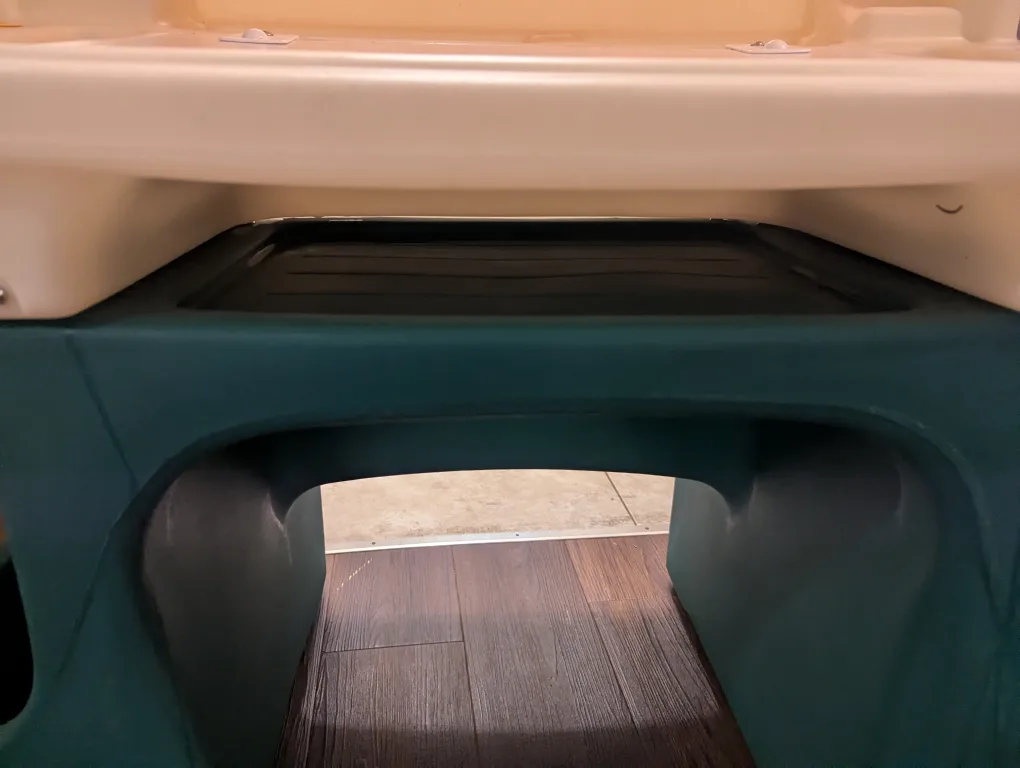 Kids Art Desk image indicator(4)