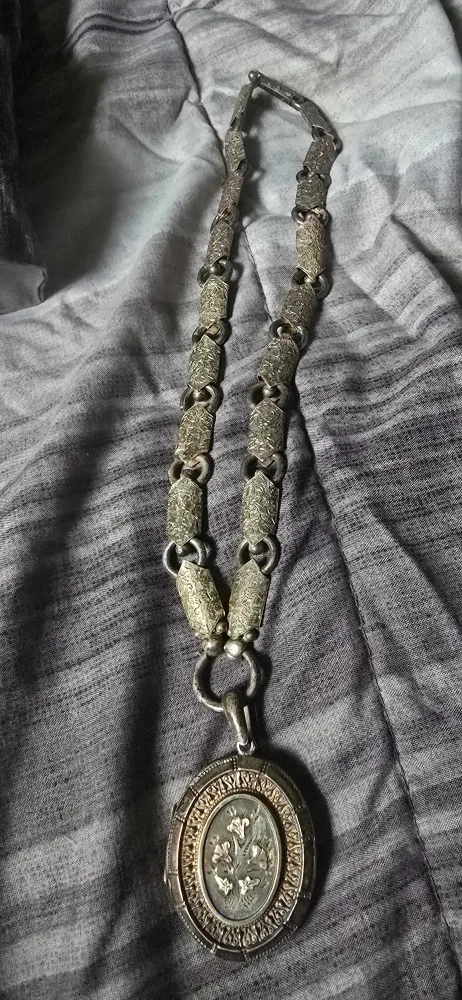 Vintage Silver Locket Necklace thumbnail