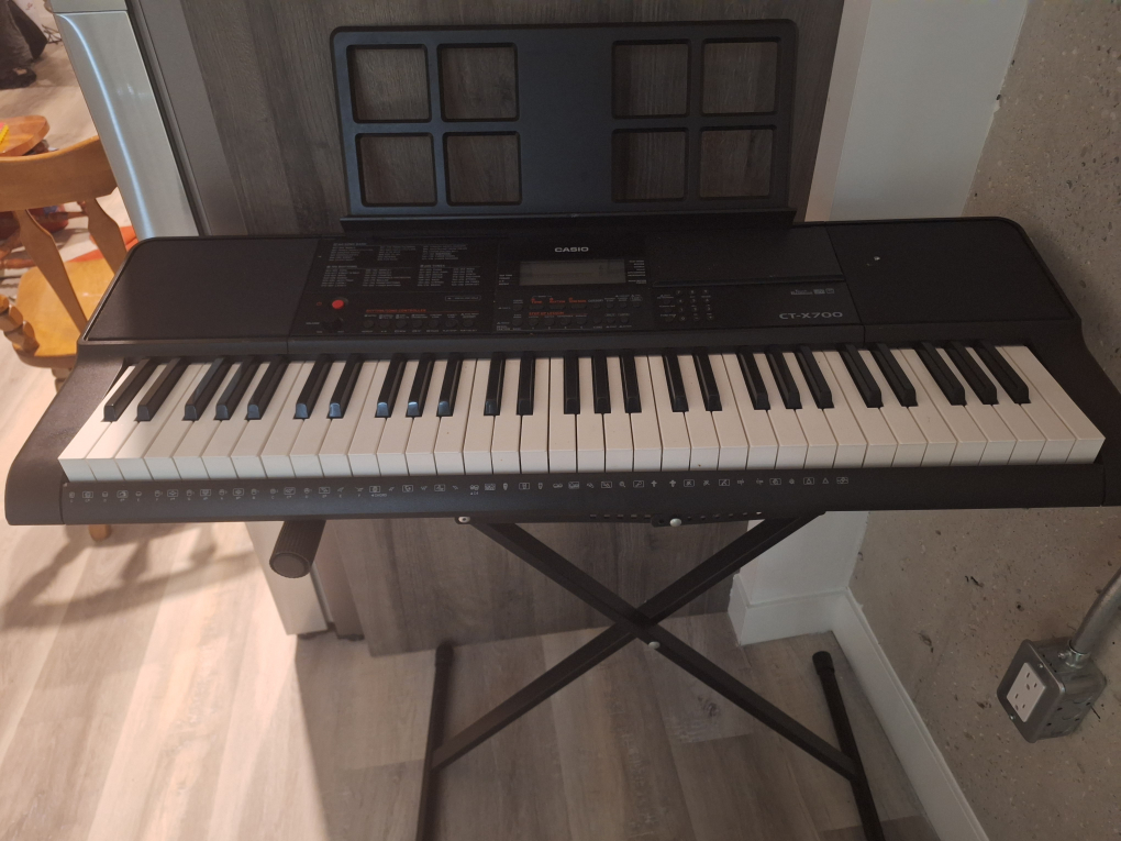 Casio CT-X700 Keyboard - photo 2
