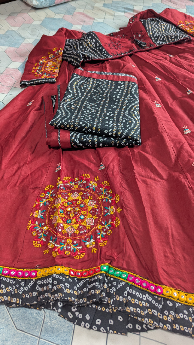 Maroon Embroidered Lehenga Choli - photo 2