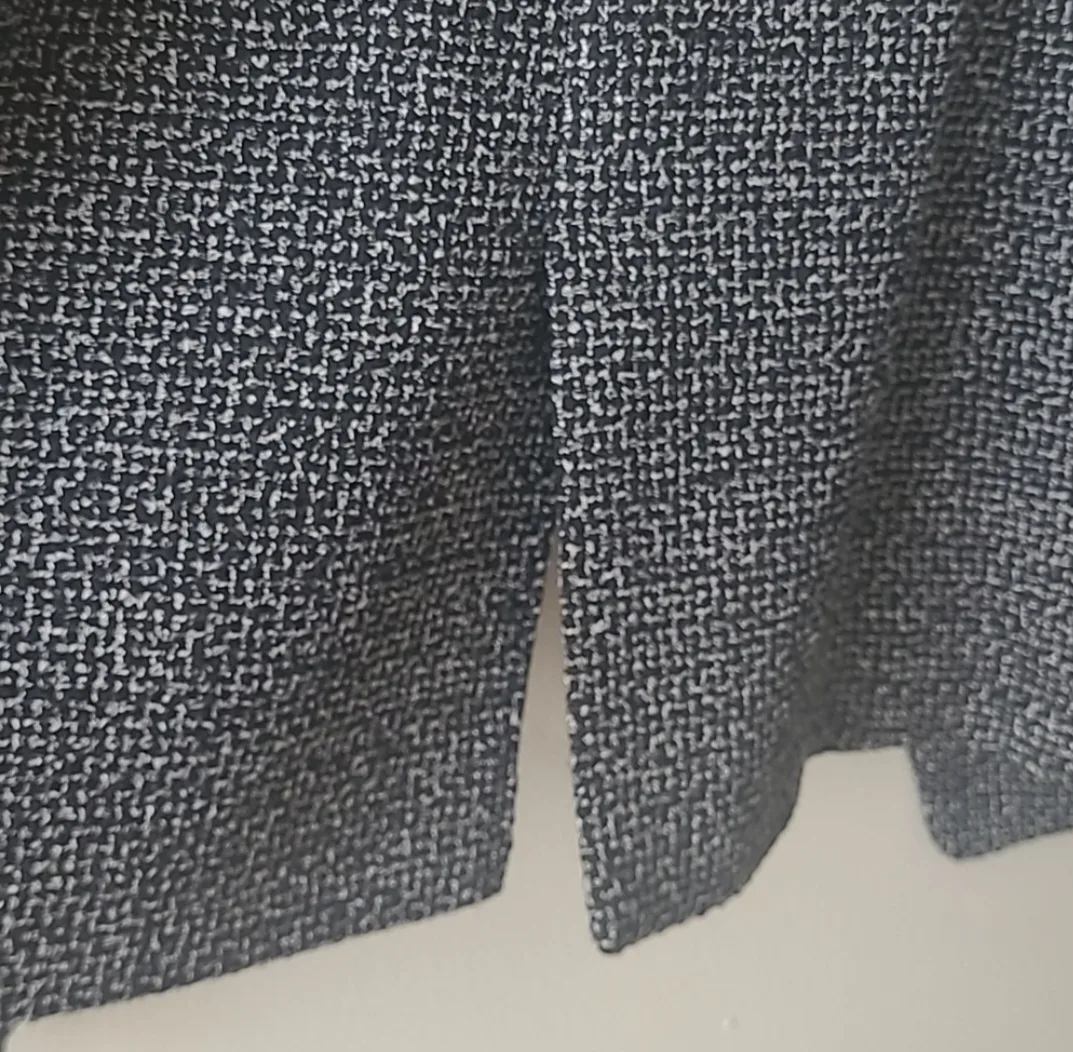 Zara Tweed Blazer - Size XS image indicator(10)