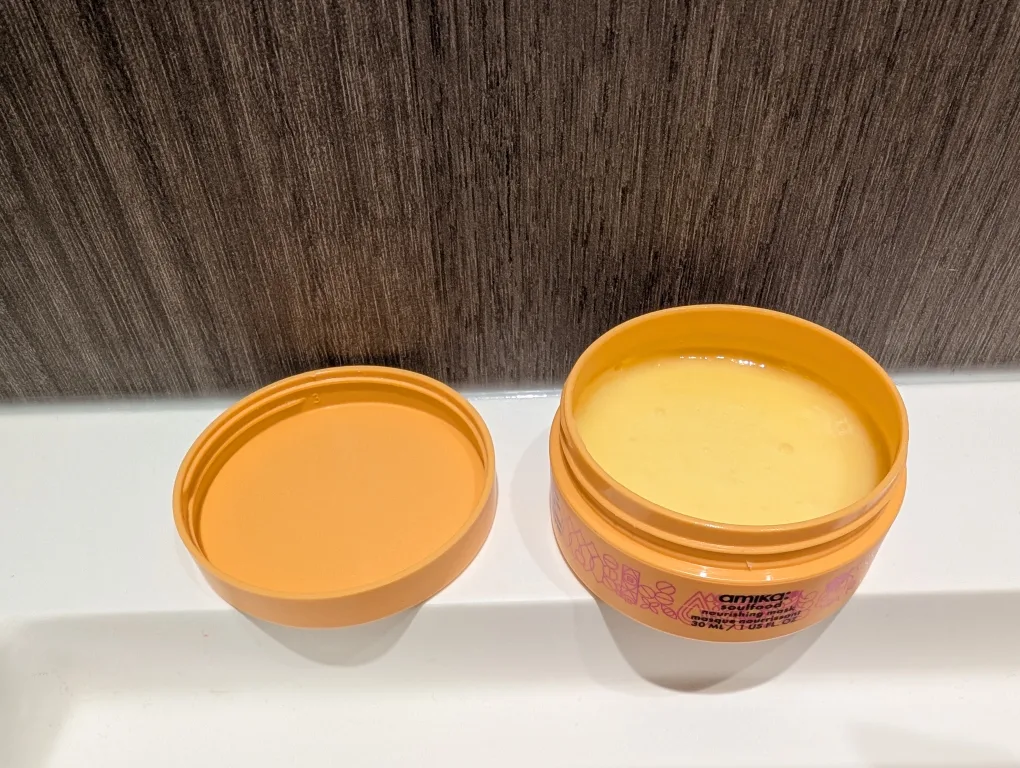 NEW: Amika Soulfood Nourishing Mask image indicator(2)