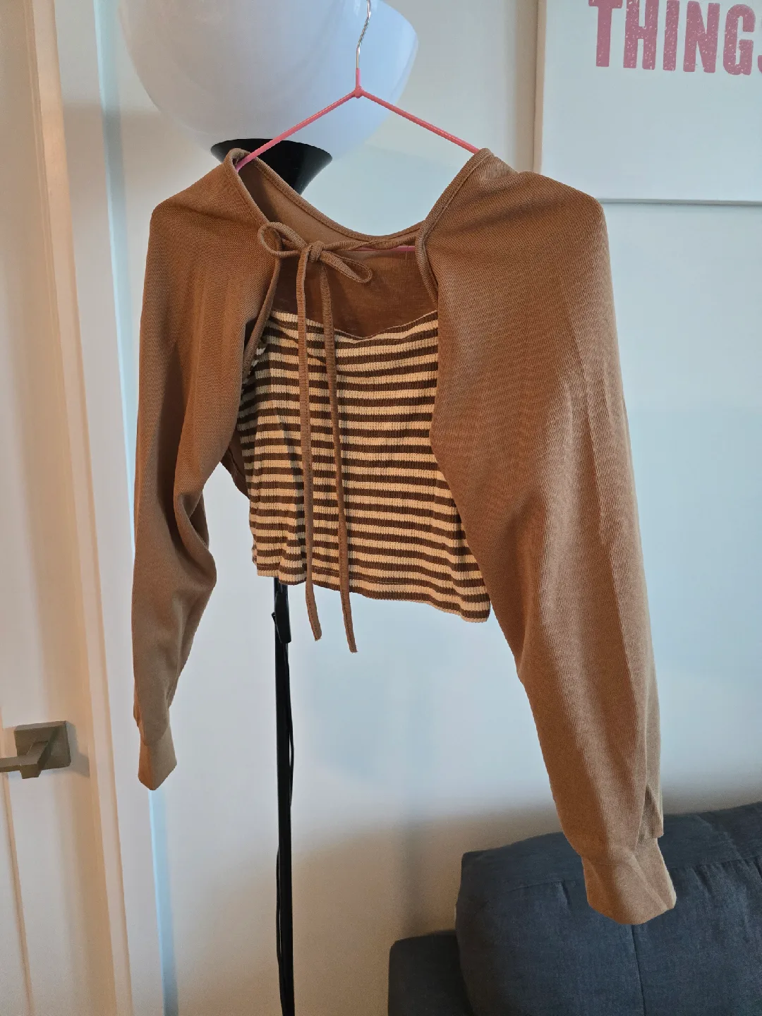 Brown Crop Top & Cardigan Set image indicator(2)