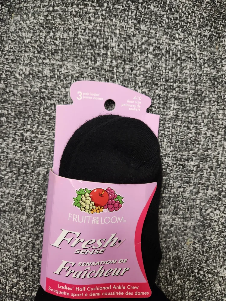 Pack of Fruit of the Loom, Ladies ankle crew socks, size 4-10 image indicator(3)