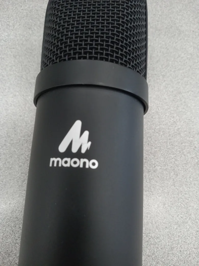 Maono Microphone with Stand & Case image indicator(2)