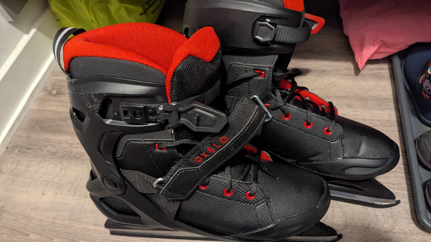 Oxelo Inline Skates - Black and Red - Size 10.5 US image indicator(4)