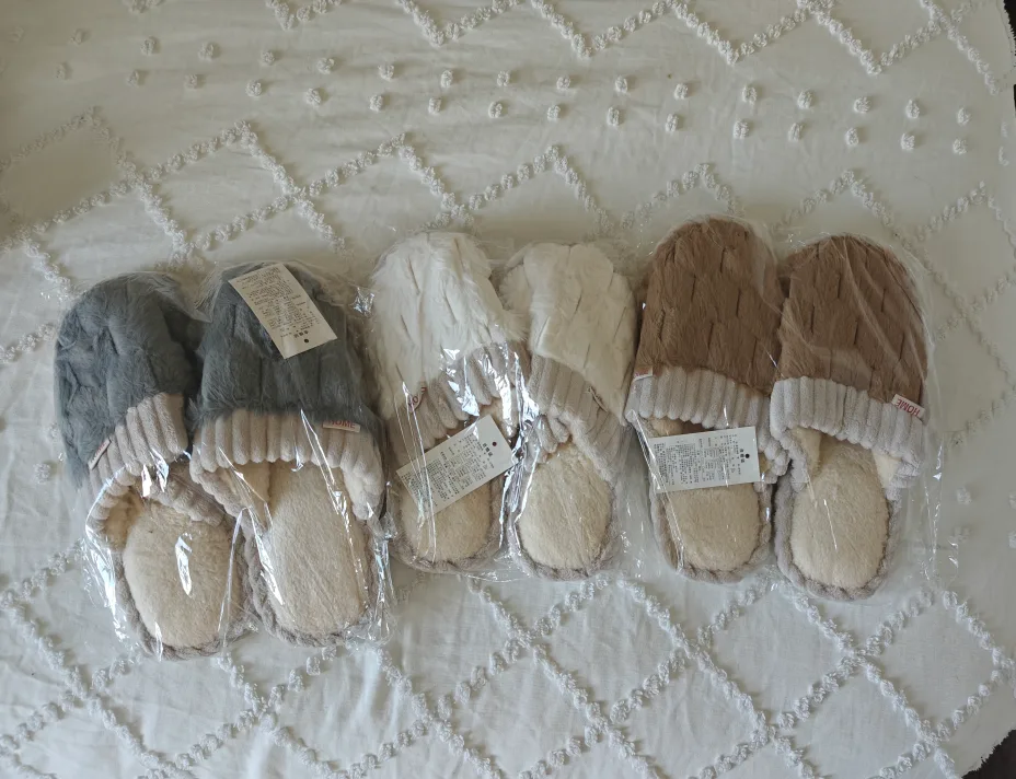 3 pars of slippers (3 for $5) thumbnail
