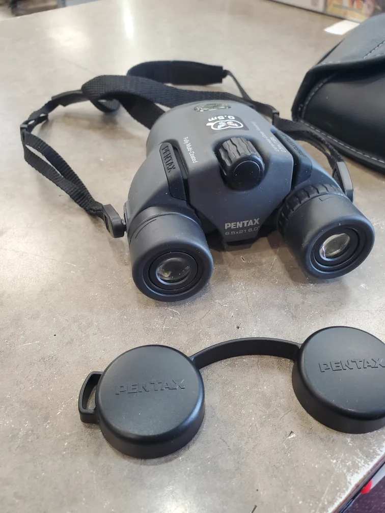 Pentax 8.5x21 UCF R Binoculars image indicator(4)