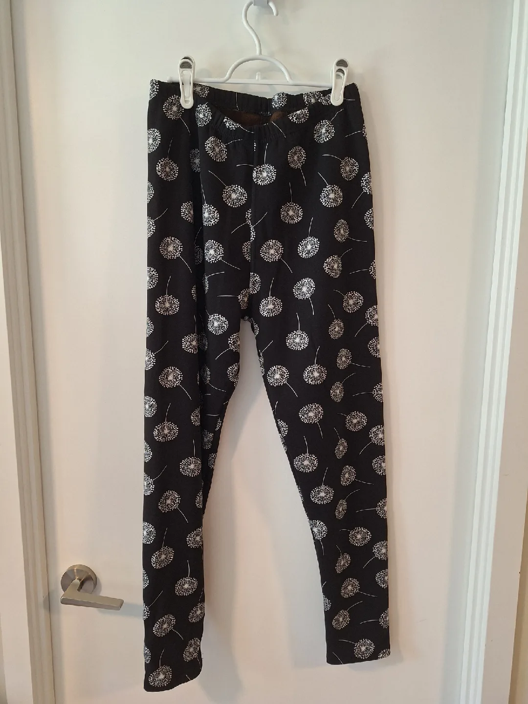 Cozy Brand Patterned, Fur Lined Leggings - szXL x2 image indicator(3)