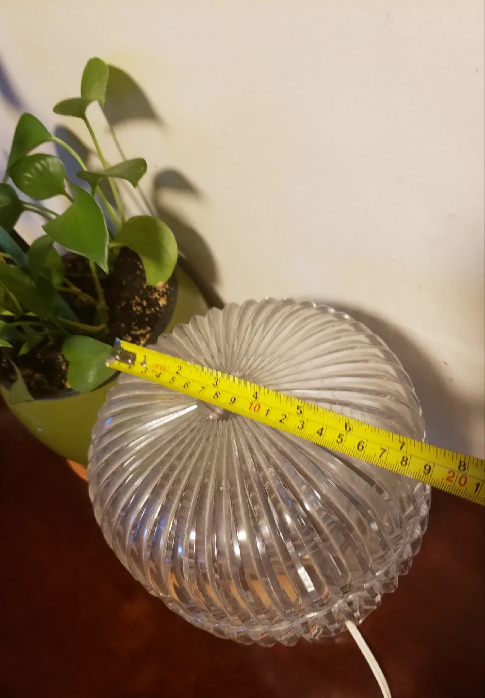 Clear Glass Ribbed Table Lamp image indicator(5)