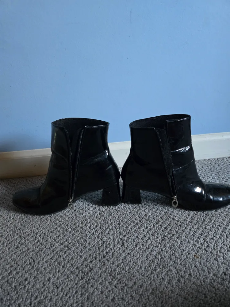 Black Patent faux Leather Ankle Boots (Size 7 women) image indicator(2)