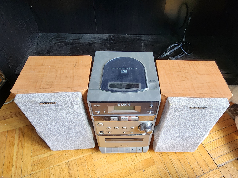Sony CMT-EP313 Micro Hi-Fi Component System - photo 3