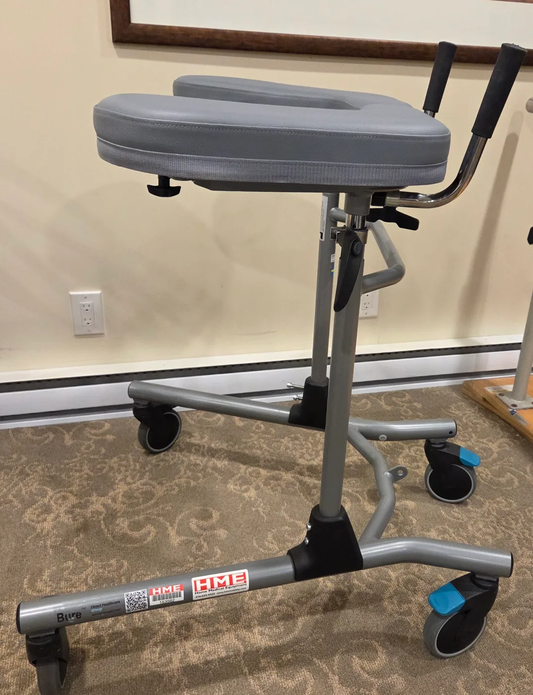 HME Bure Stand Assist Walker image indicator(3)