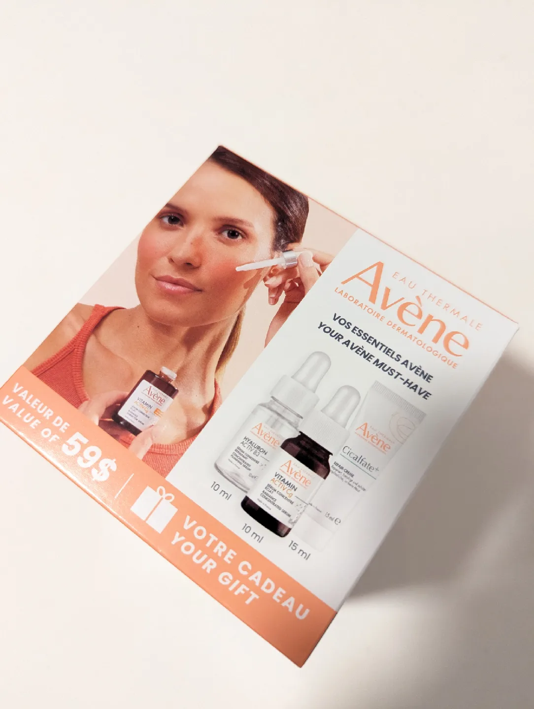 Avène Skincare Set (Hyaluron, Vitamin Activ C, Cicalfate+) thumbnail
