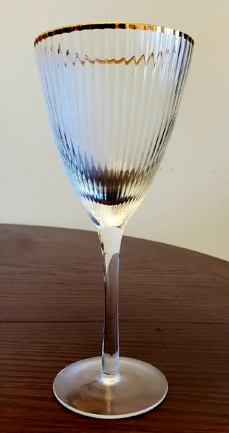 Everly Quinn Gold Rimmed Wine Glasses (Set of 8) image indicator(4)