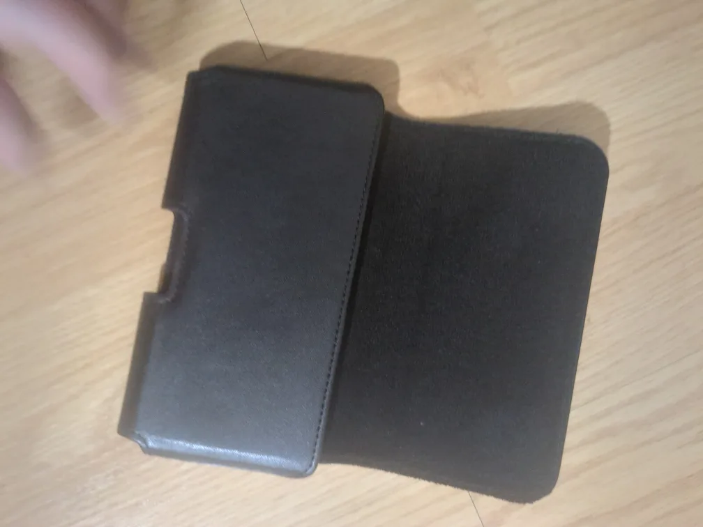 Roots Leather Phone Case - Black image indicator(2)