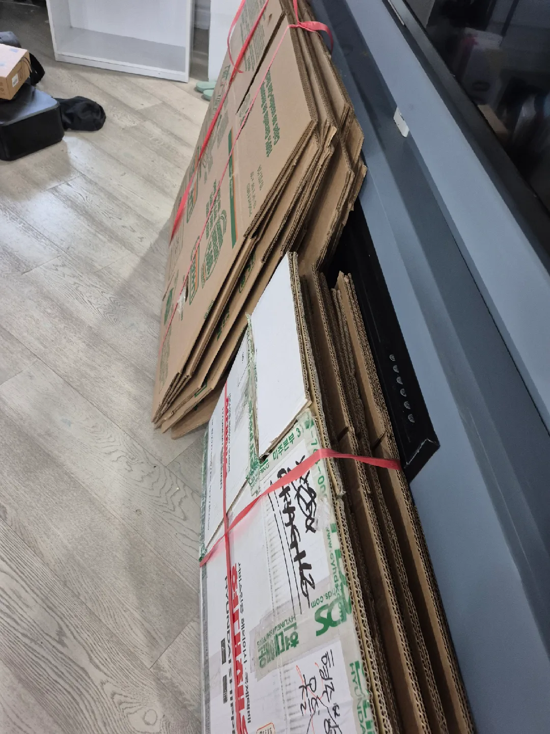 FREE Moving Boxes U-Haul image indicator(2)