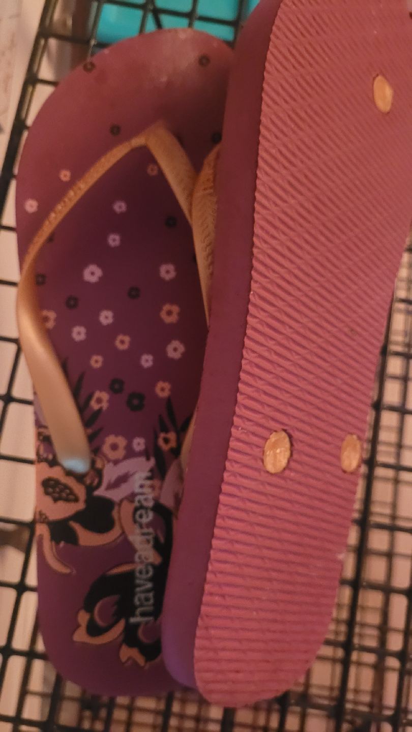 Havaianas Flip Flops - Size 7/8 - Purple - photo 3