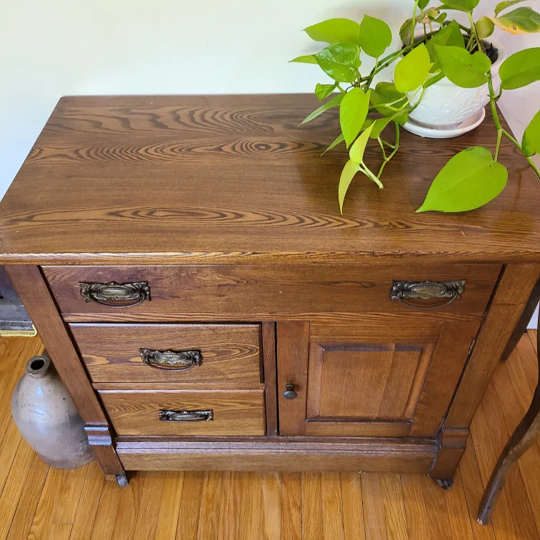 Antique Wooden Sideboard Cabinet image indicator(2)