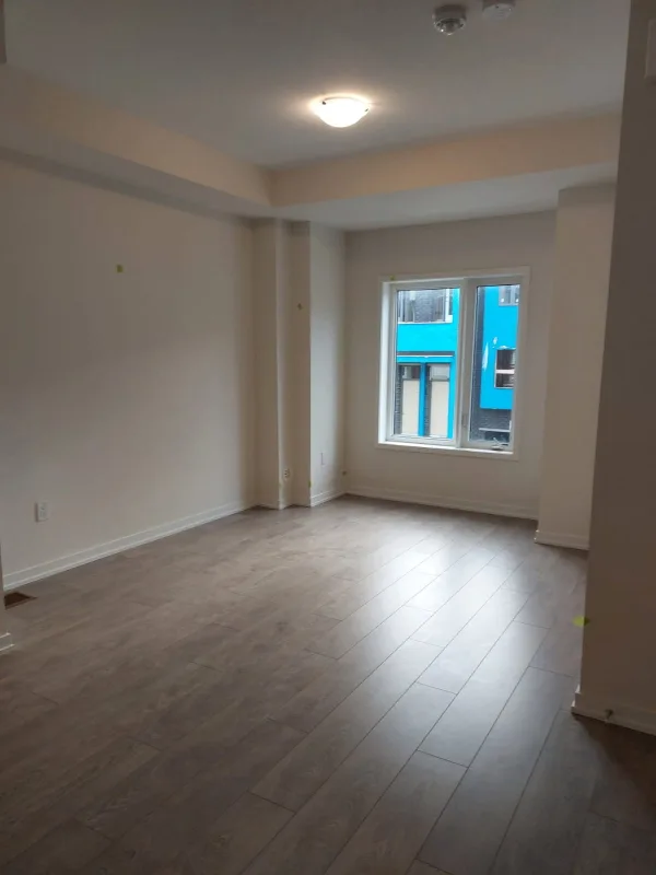 townhouse for rent image indicator(9)