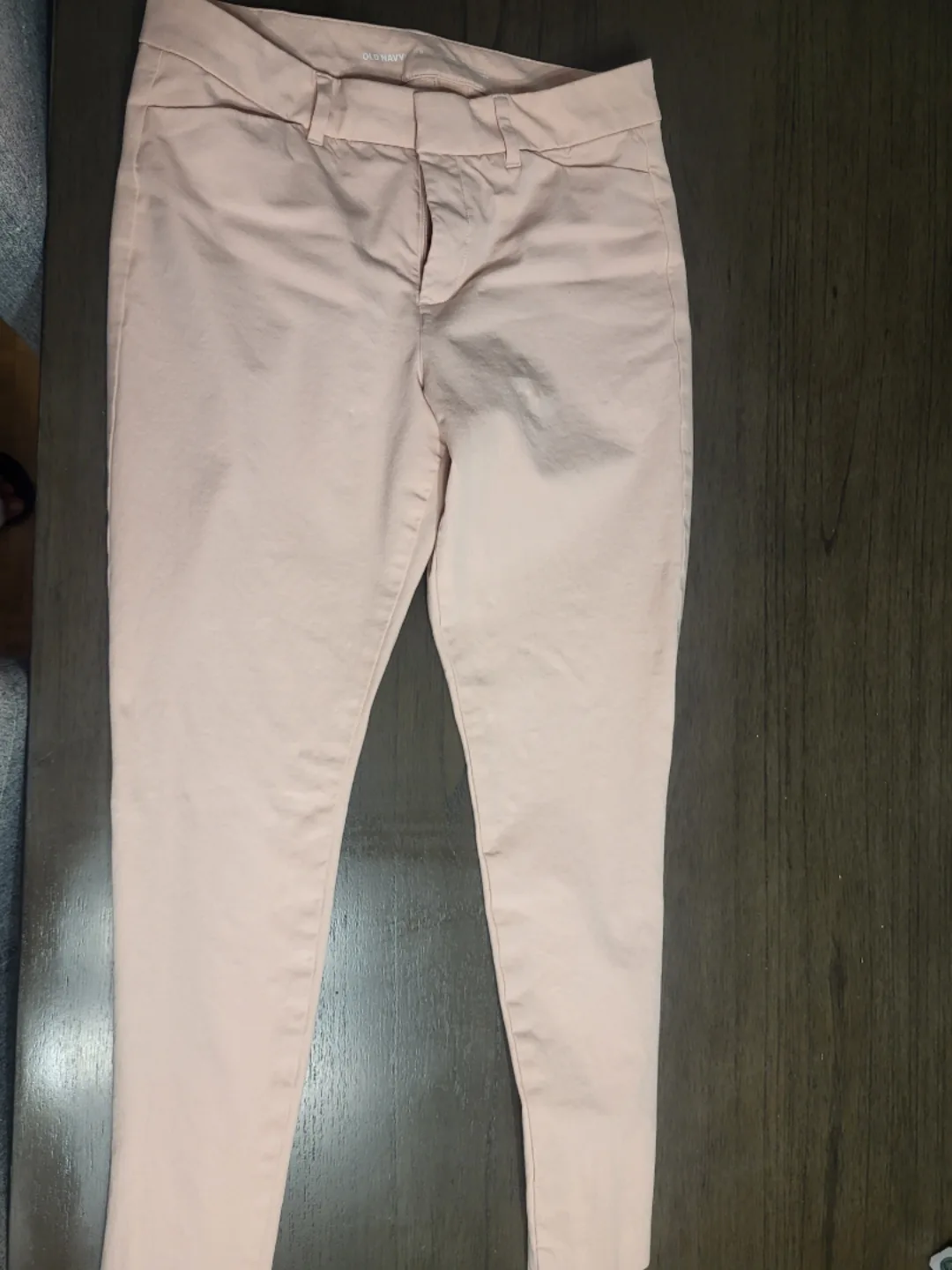*FREE* closet decluttering Old Navy pants thumbnail