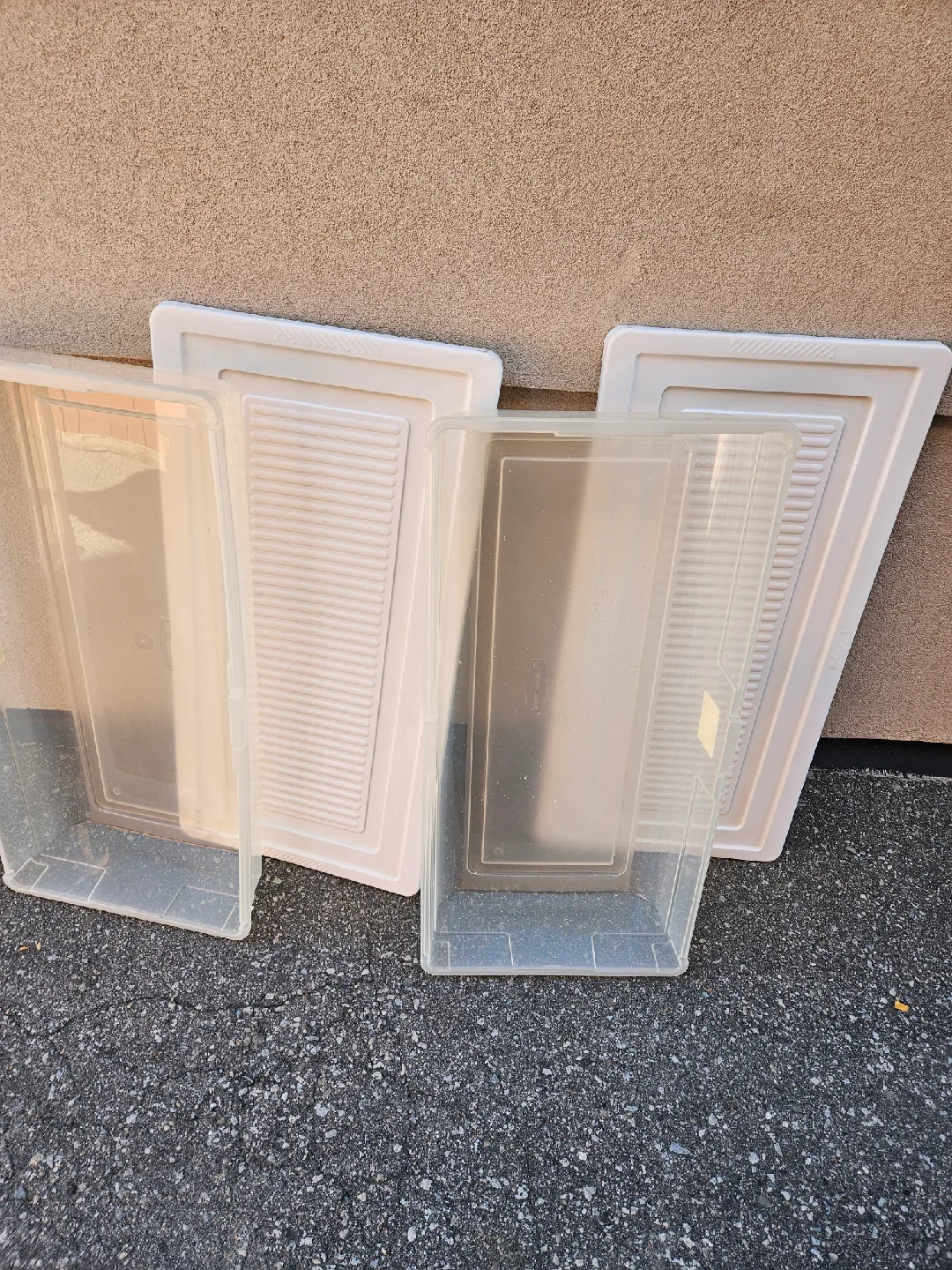 Rubbermaid Underbed Storage Box - 10.8 US Gal image indicator(7)