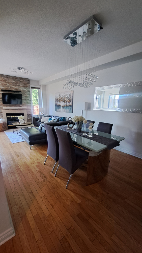 Glass modern extendable dining table - photo 2