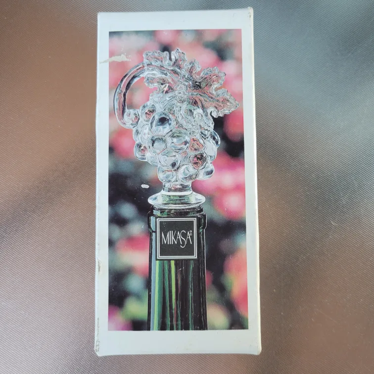 Mikasa Crystal Fruit Collection Bottle Stopper - New thumbnail