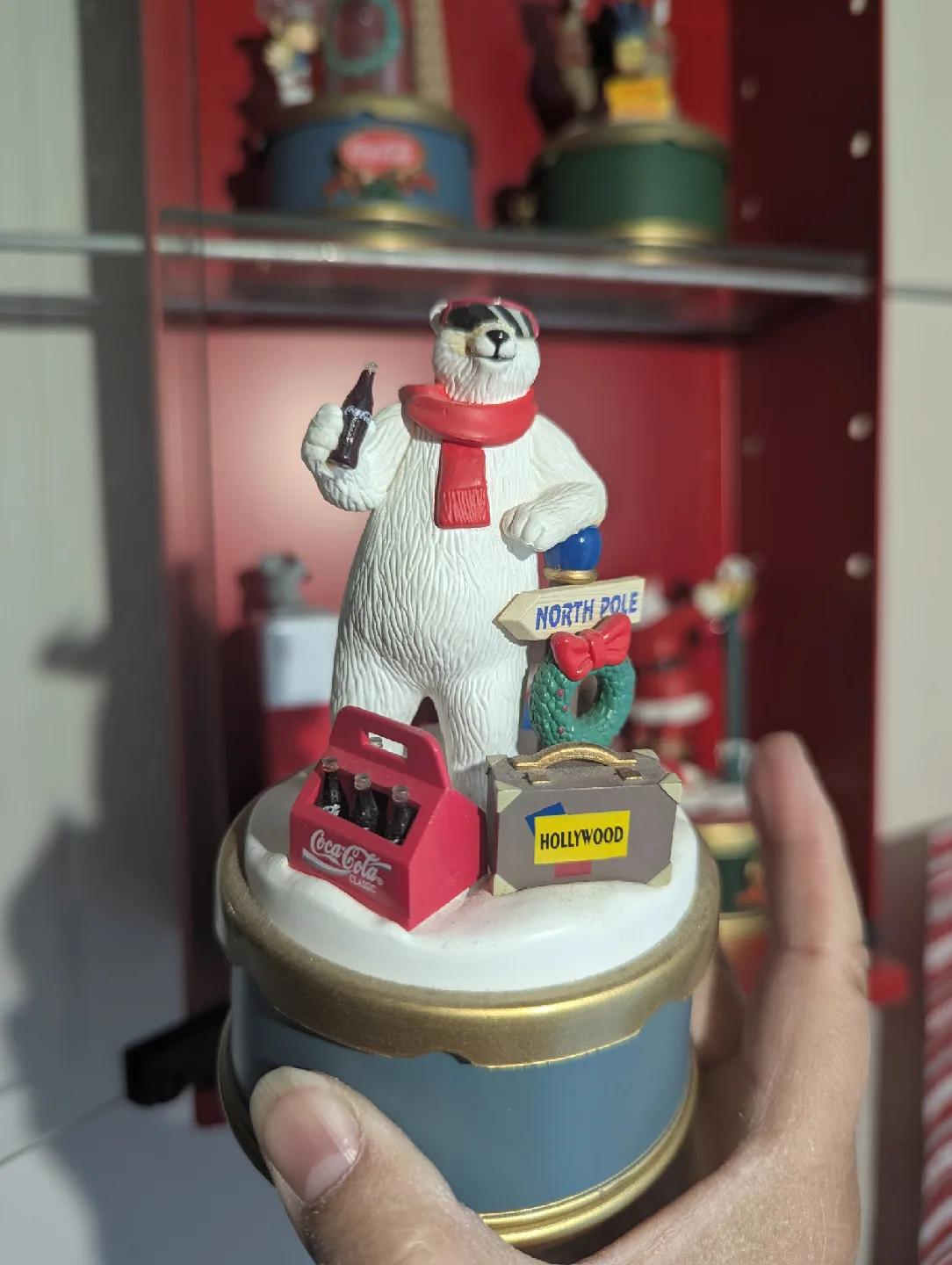 Coca Cola moving Music boxes-6 to choose from image indicator(2)