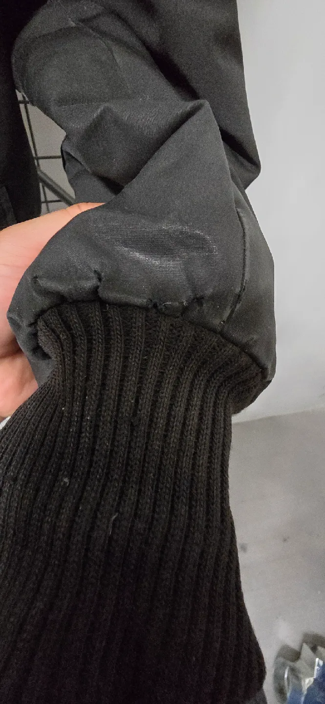 Canada Goose Bomber Jacket - Black, Size Small Mens image indicator(6)