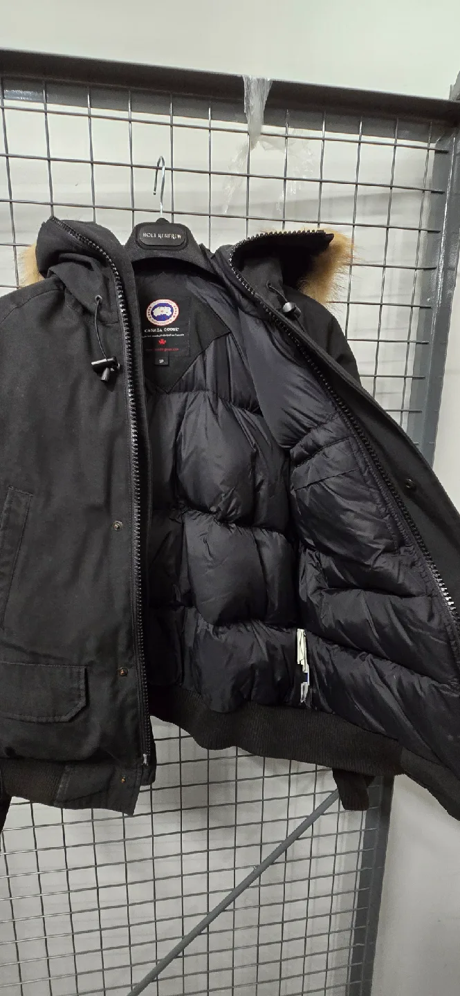 Canada Goose Bomber Jacket - Black, Size Small Mens image indicator(10)