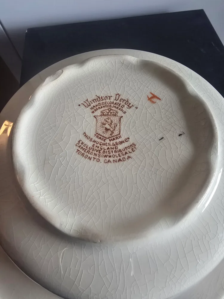 Windsor Derby , Thomas Hughes & Son Bowl with Lid image indicator(8)