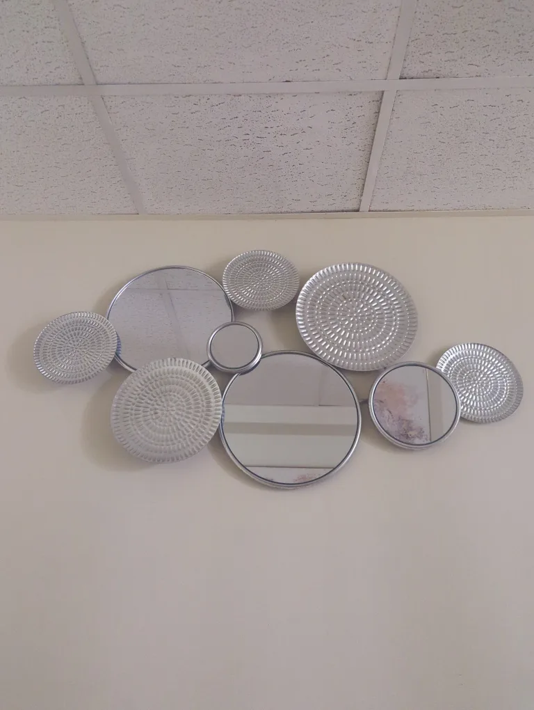 Silver Decorative Wall Mirror Art image indicator(2)