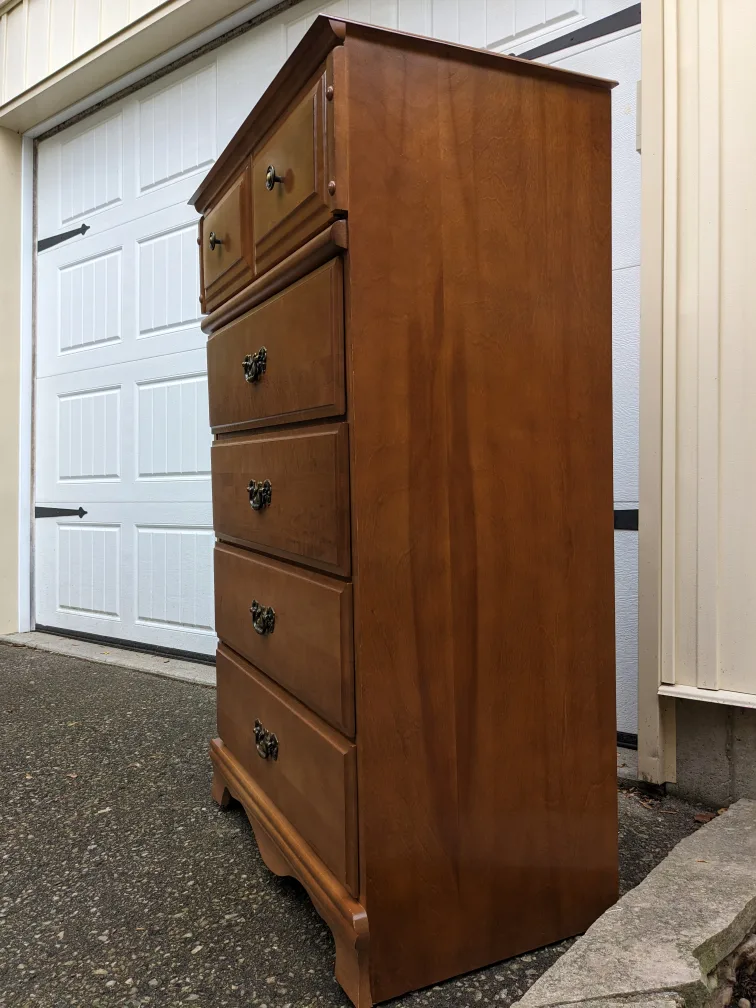 5 Drawer Tallboy Dresser/Chest image indicator(3)