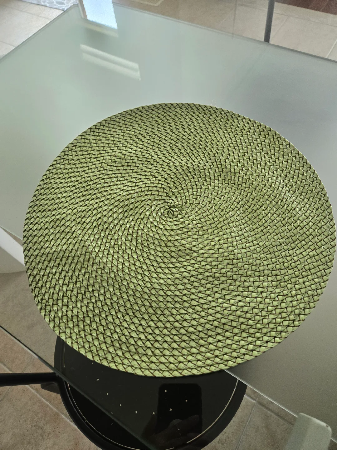 Round Green Woven Placemat 🥕 thumbnail