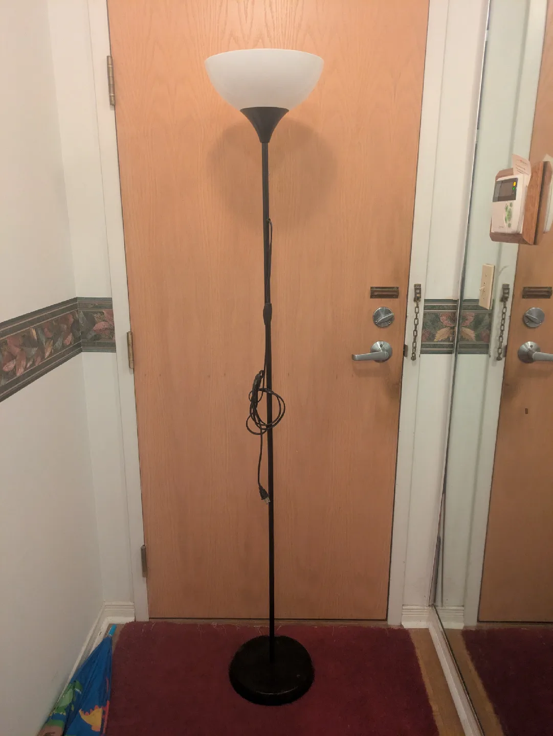 Floor Lamp thumbnail