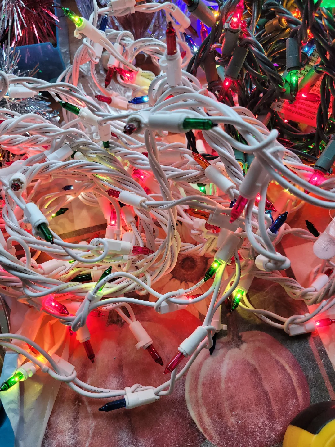 4 Christmas String Lights thumbnail