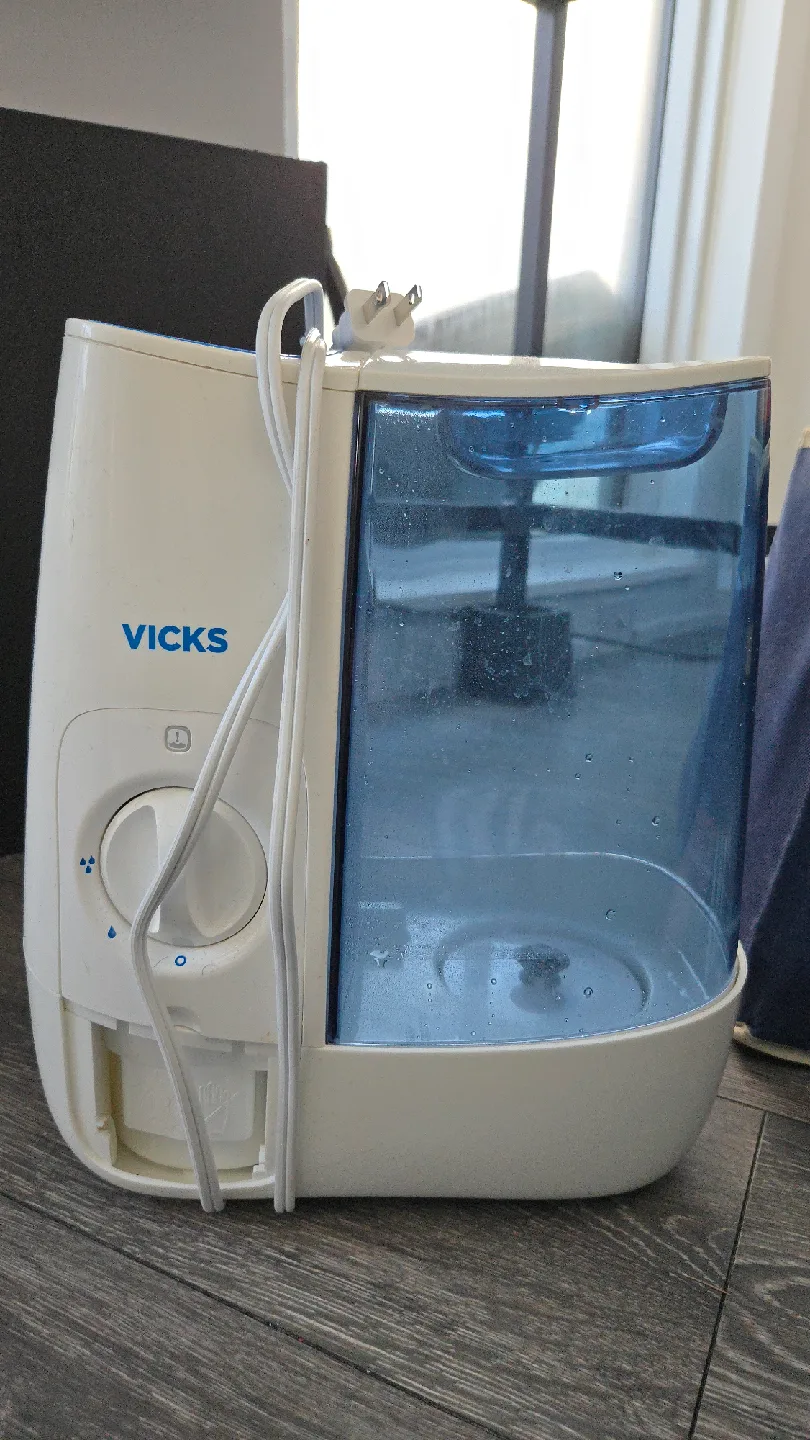 Vicks Humidifier thumbnail