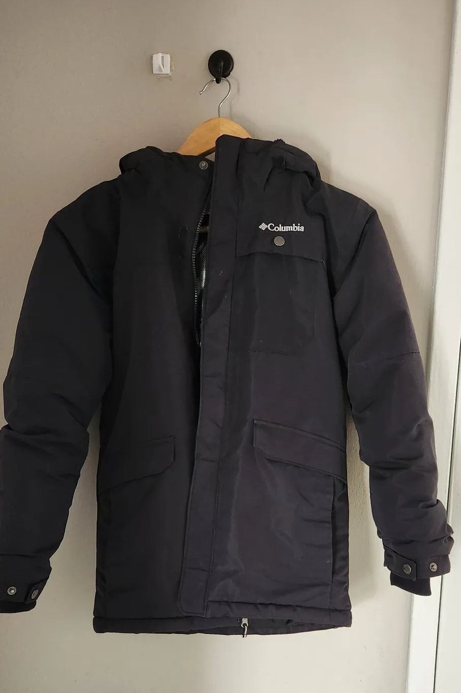Columbia Winter Jacket - Size L (14/16) 🥕 thumbnail