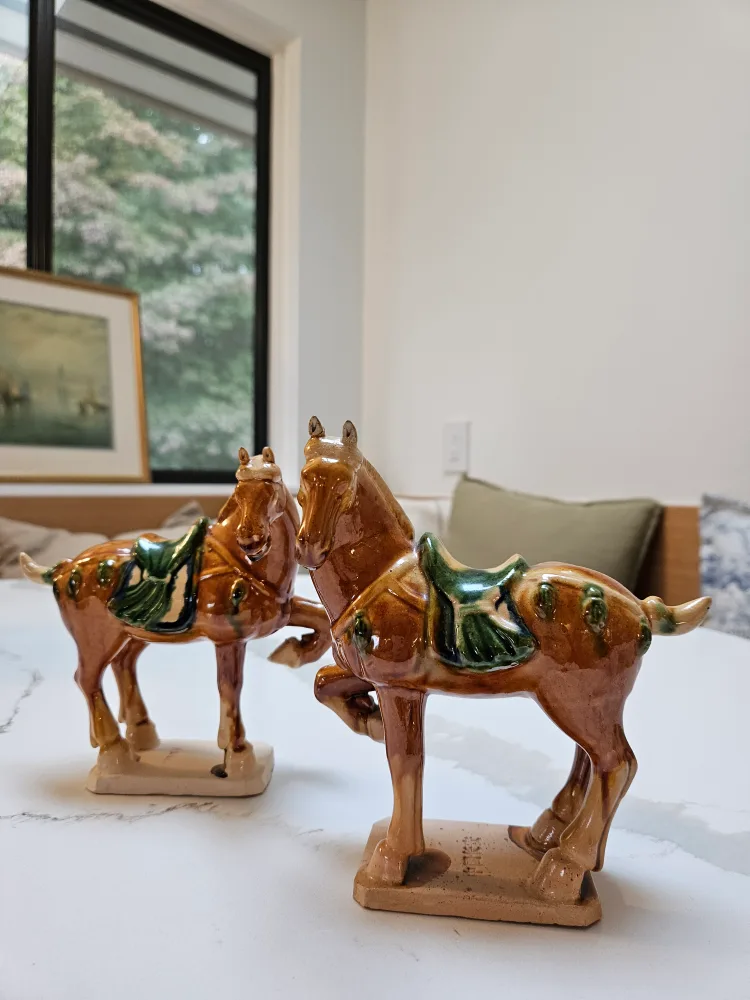Pair of Vintage Ceramic Horse Figurines Tang Dynasty Style image indicator(2)