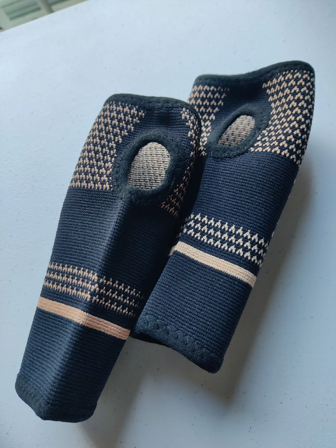 copper infused waist support image indicator(3)