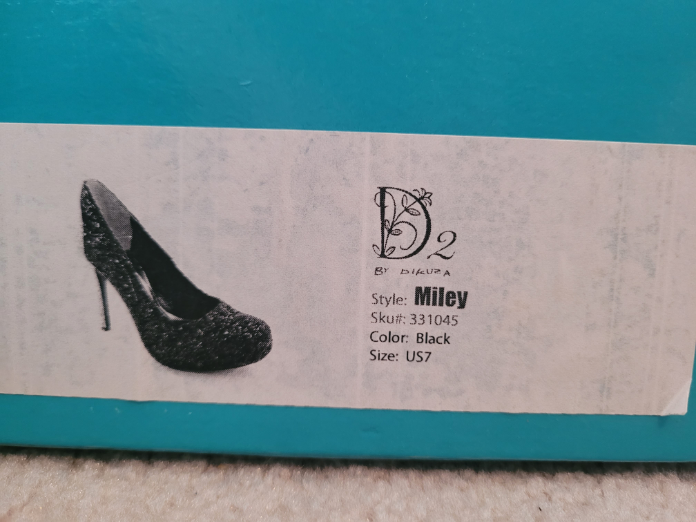 D2 By Dikuza Miley Black and Silver Heels - Size 7 - photo 4