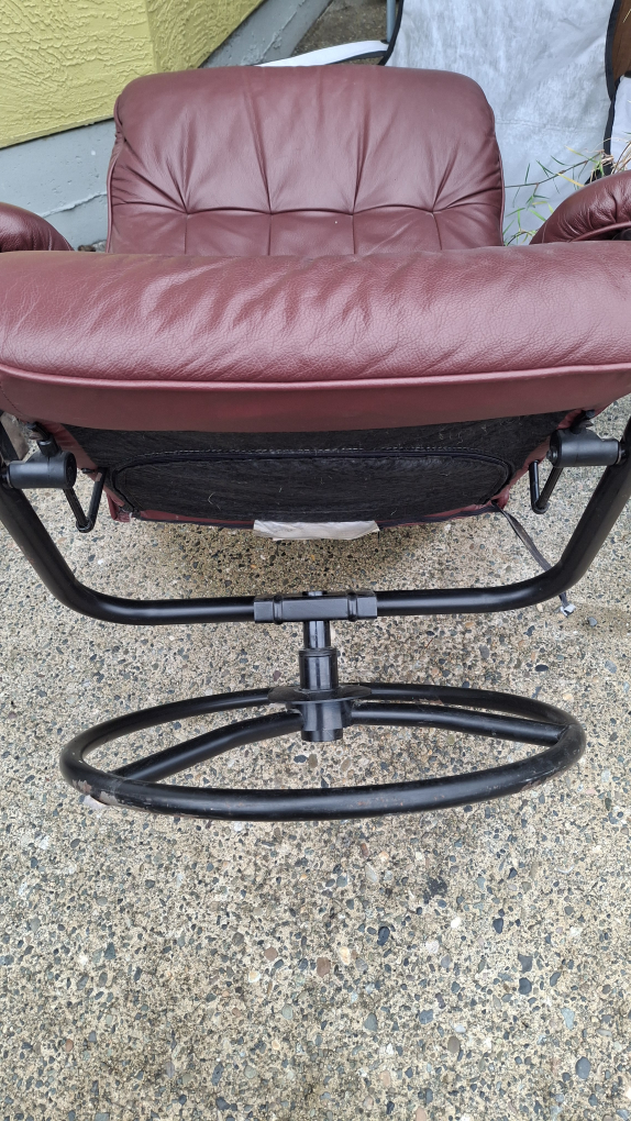 Burgundy Leather Executive Office Chair - photo 5