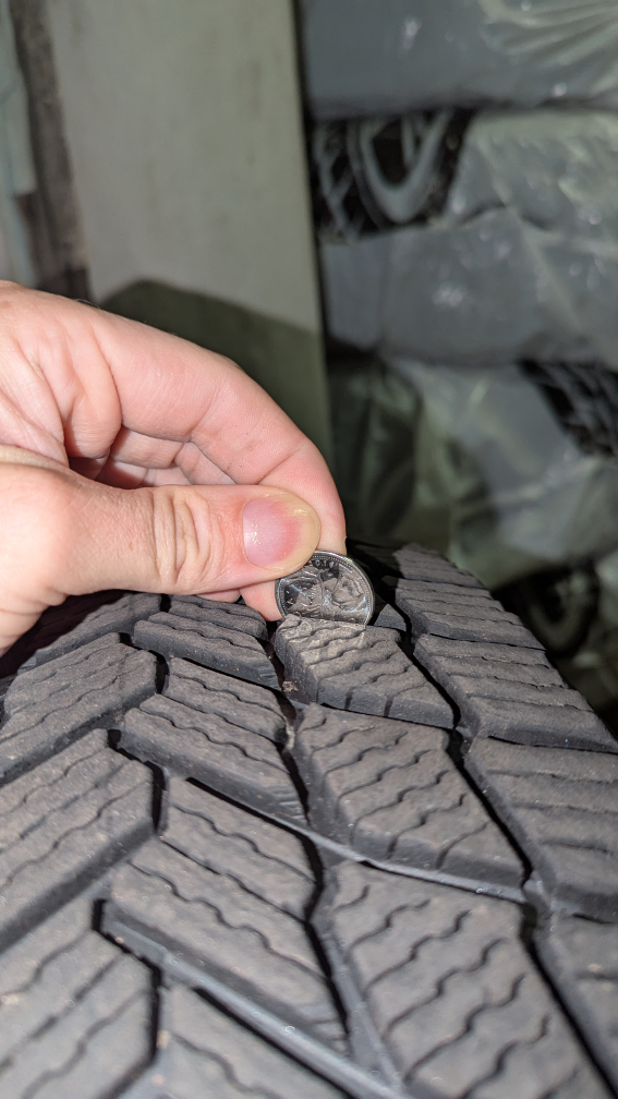 Michelin X-Ice Snow Tires 225/60R17 - photo 2
