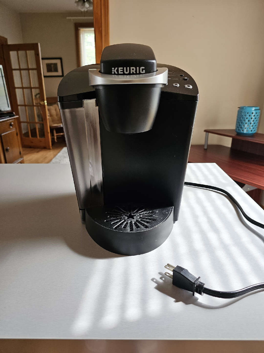 Keurig Coffee Maker with K-Cup Holder